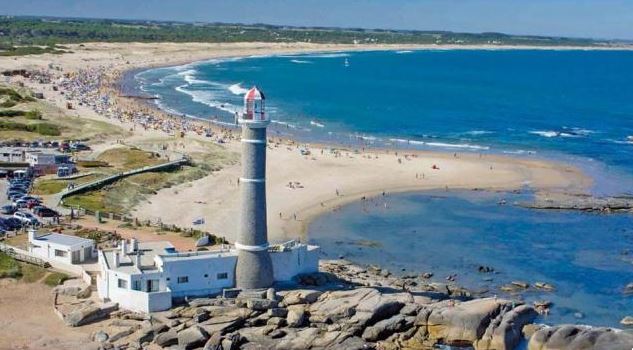 Uruguay confirma muerte de hombre de 50 años por bacteria en el mar