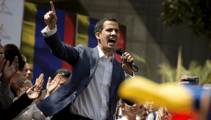 Guaidó advierte que hará "lo necesario"