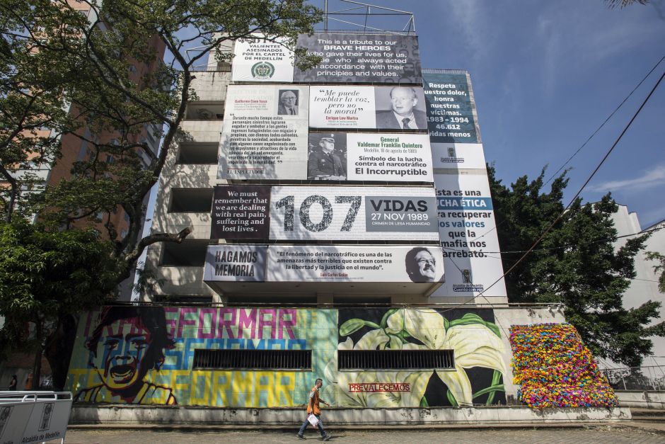 Medellín se deshace del edificio Mónaco