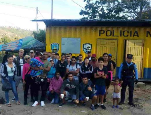 Detienen en Honduras a 31 inmigrantes de Cuba y 8 del Congo que iban a EEUU