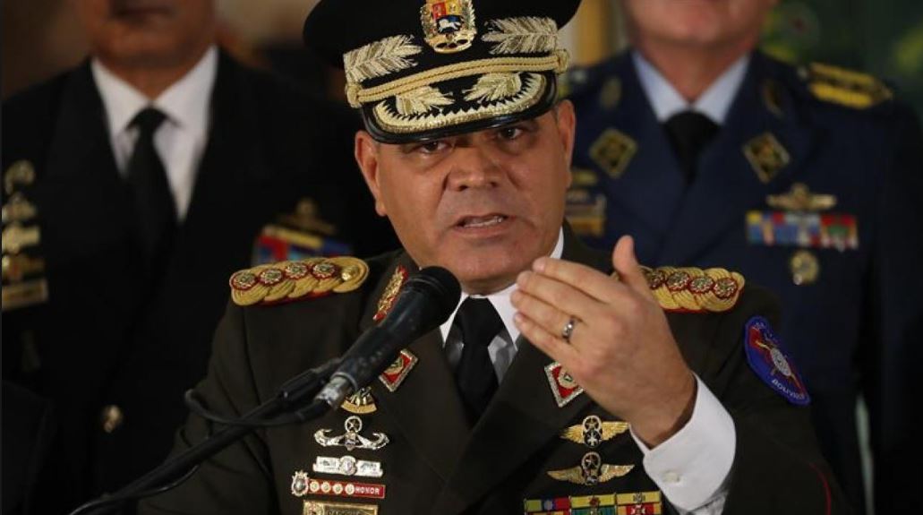 Ministro Defensa venezolano dice han degradado más de 100 guardias desertores