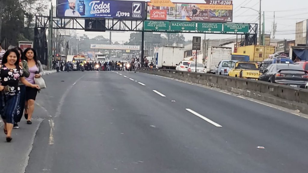 bloqueo ruta Pacífico colonica Santa Isabel