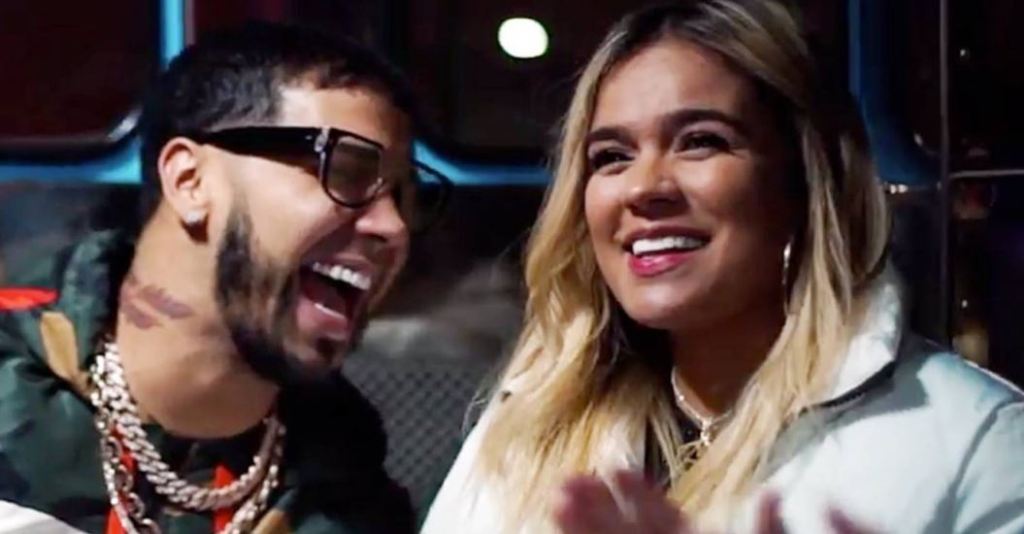 Anuel AA Karol G caída concierto