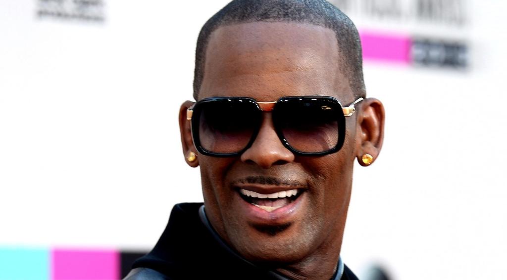 R. Kelly pedofilia músico