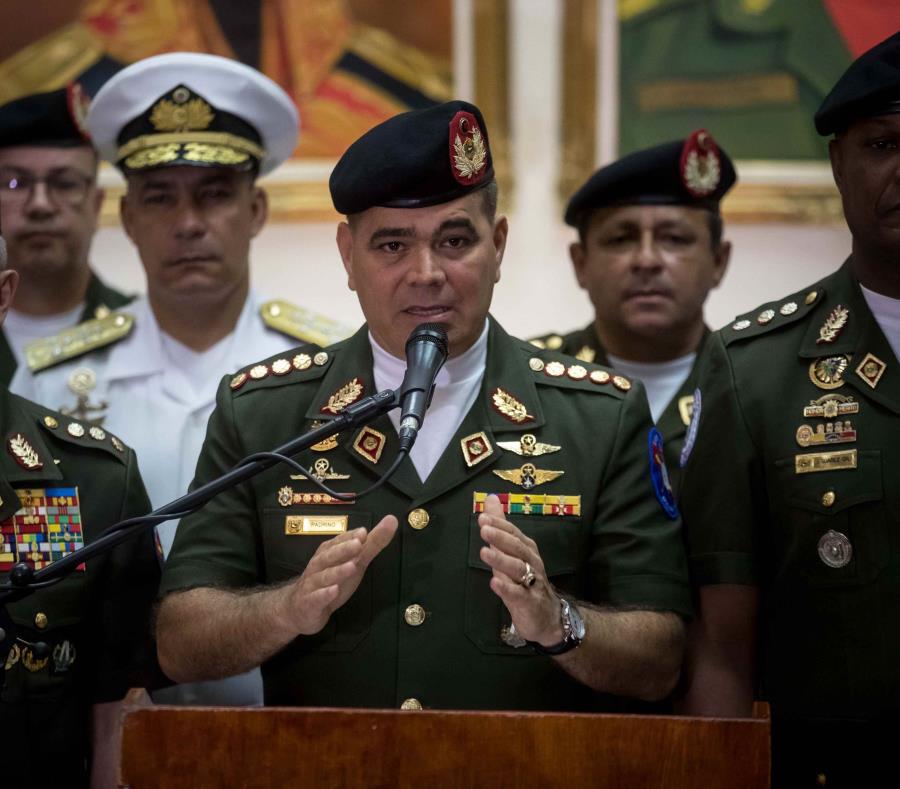 Ministro venezolano entregará lista de militares para "facilitar" sanciones