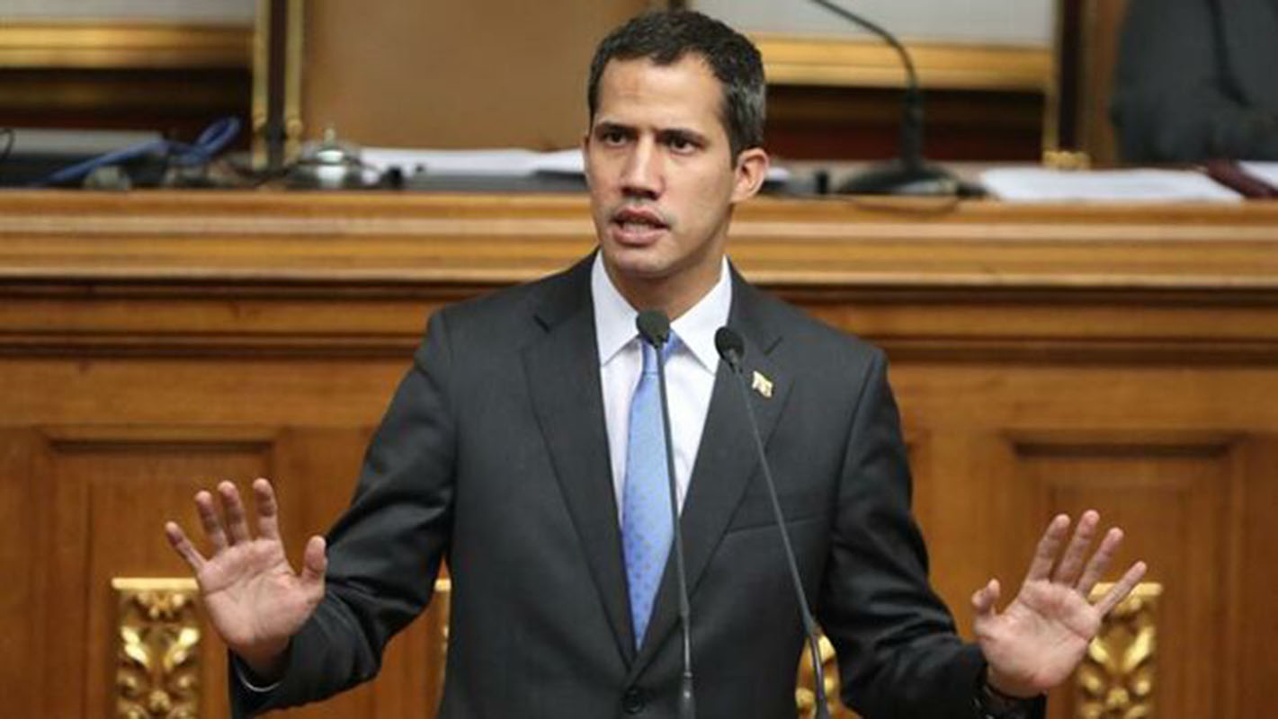 Fiscalía venezolana anuncia investigación contra Juan Guaidó