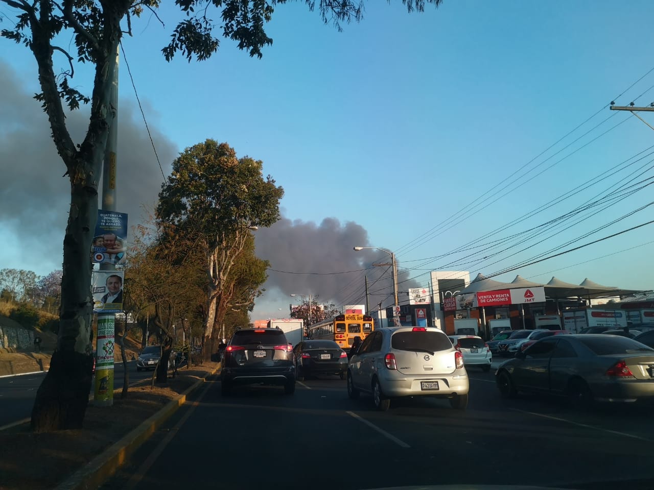 Incendio en el basurero de la zona 3. Fotos: Gerardo Rafael y Julio López.