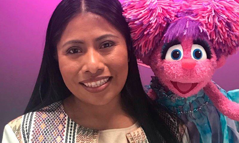 Yalitza Aparicio en Plaza Sesamo