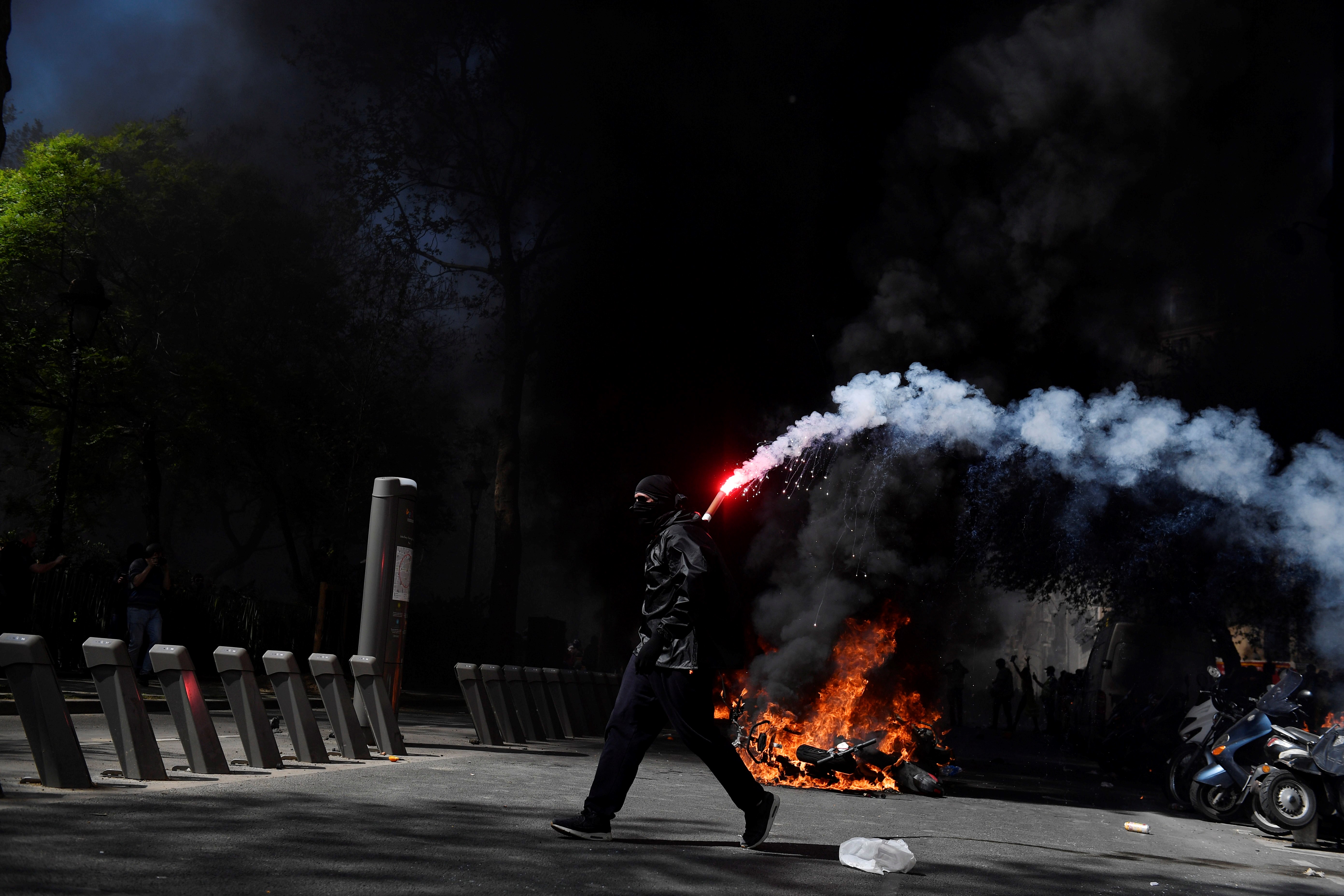 Protesta de "chalecos amarillos" en París. Foto: EFE