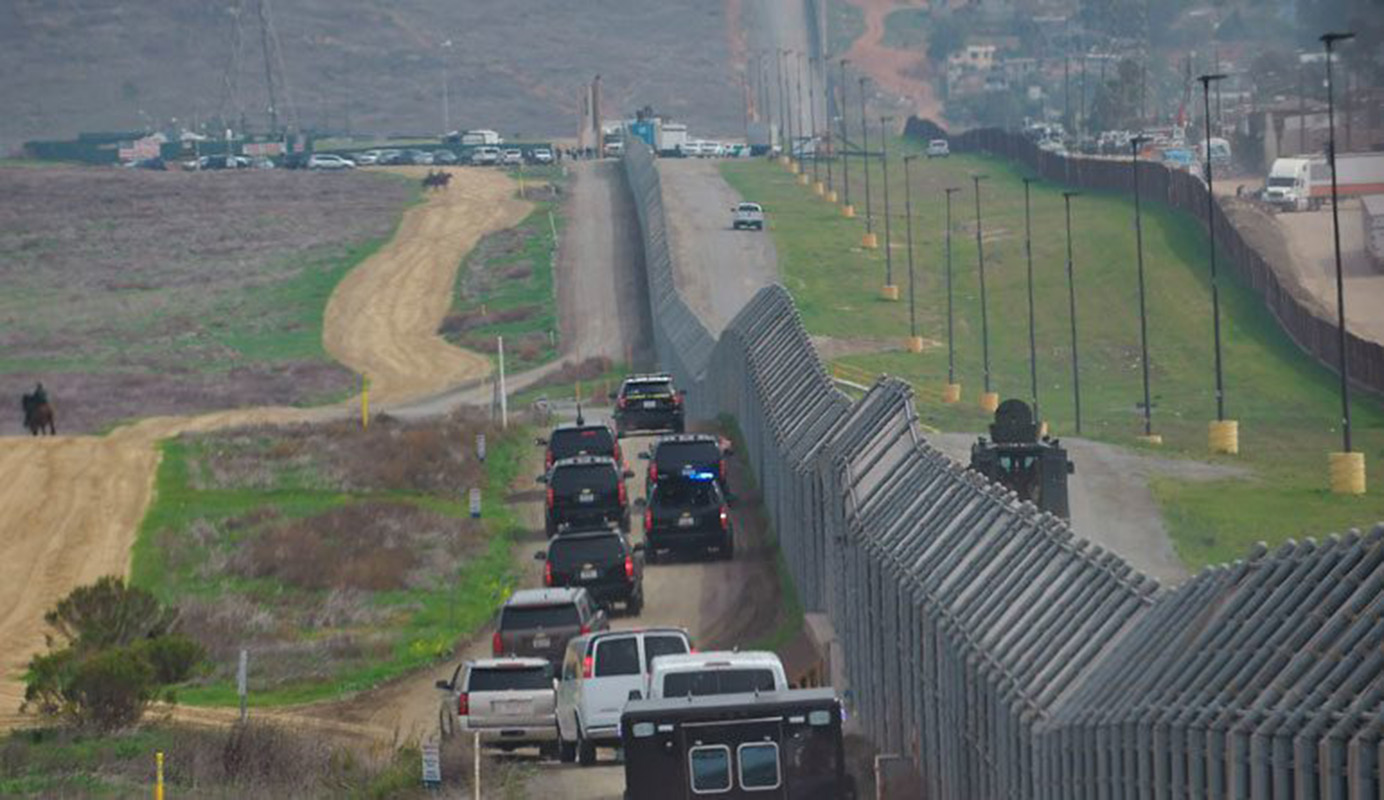 Veinte estados de EEUU intentan bloquear en la justicia el muro con México. Foto con fines ilustrativos