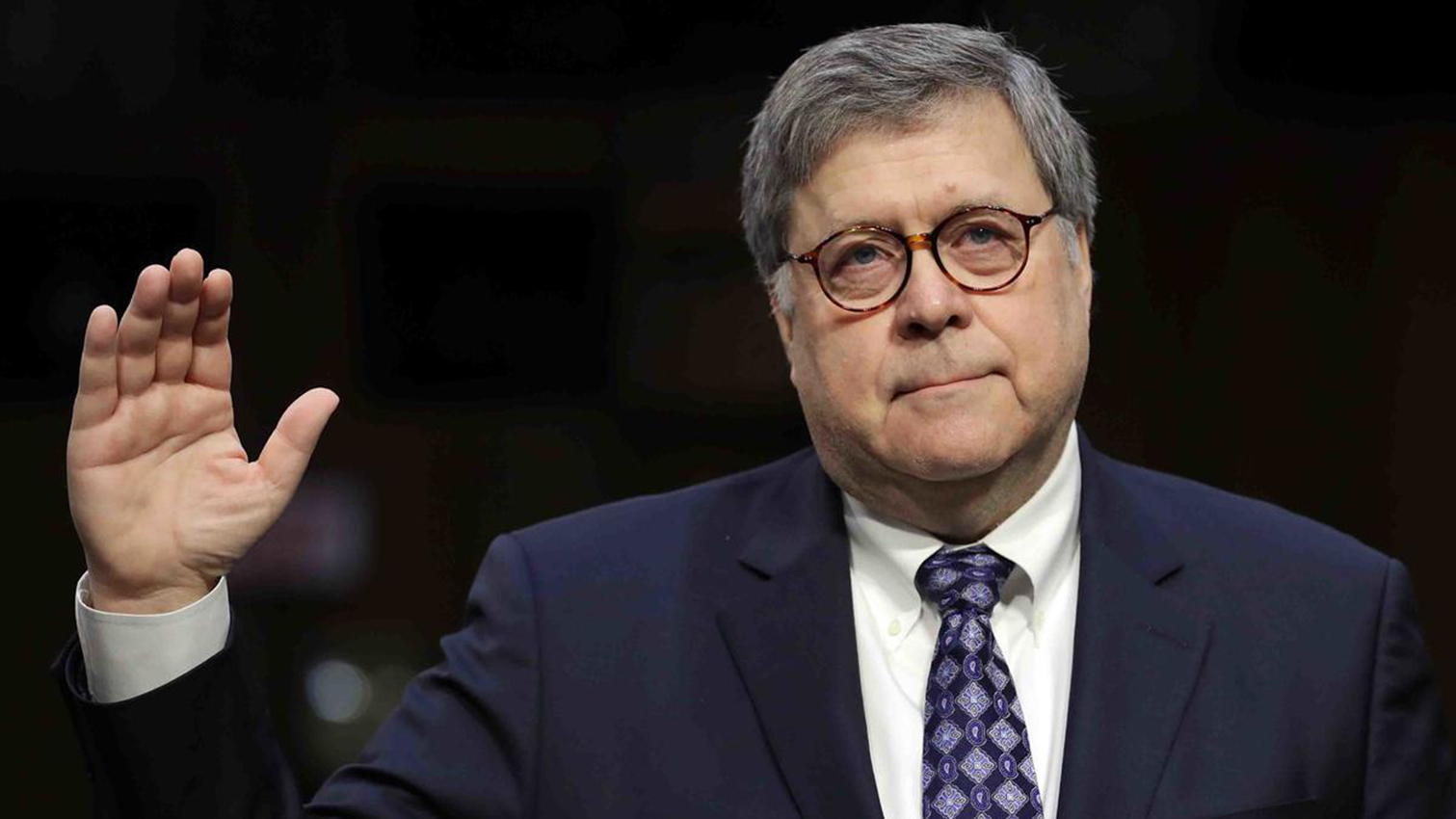 El fiscal general estadounidense, Bill Barr, comparece ante el Senado