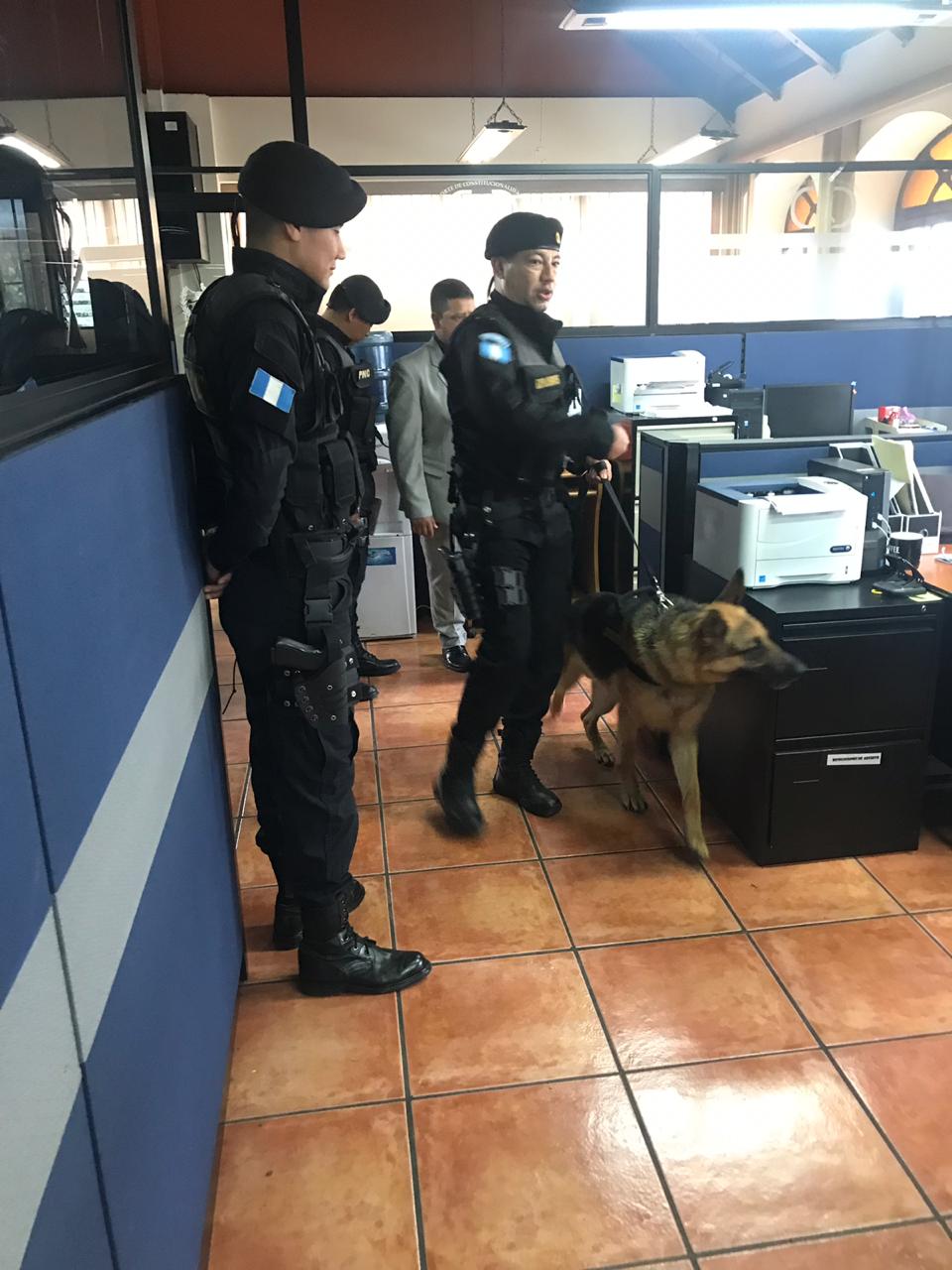 Alarma de bomba en la CC.