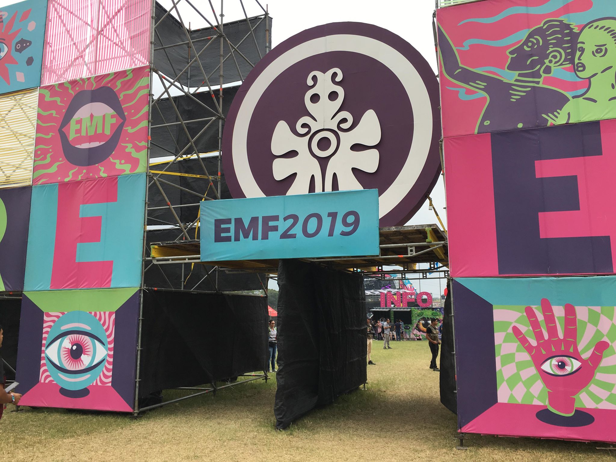 Disfraces de los asistentes al EMF2019.