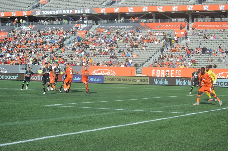 Antigua cae en Canadá