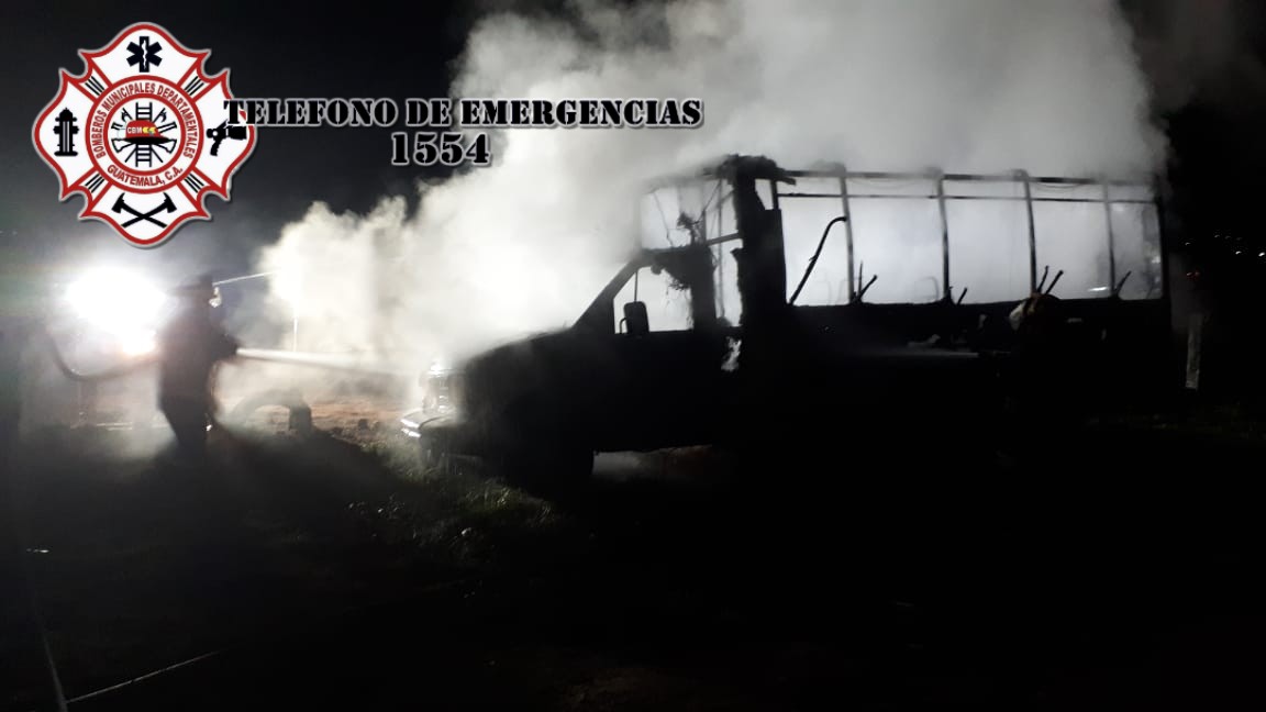 Bus se incendió en Quetzaltenango.