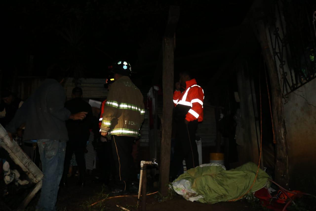 Muerte de joven en una vivienda estaba colgado con una soga atada al cuello