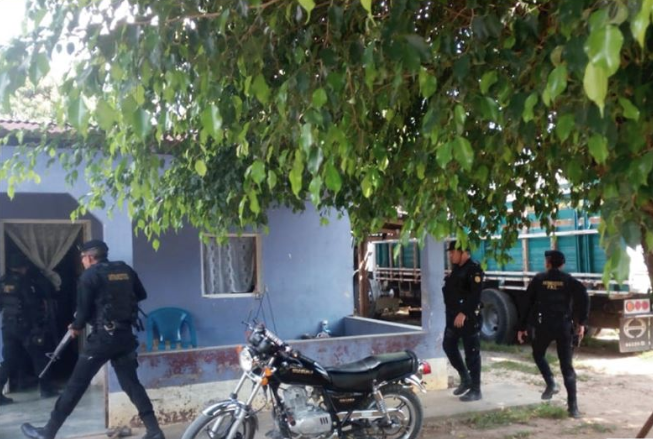 PNC y MP desbaratan estructura criminal integrada por policías y civiles