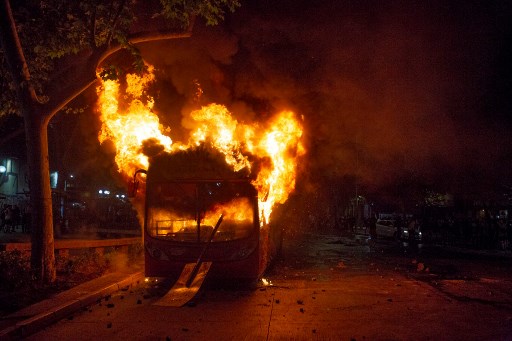 Piñera decreta "estado de emergencia" en Santiago tras jornada de disturbios