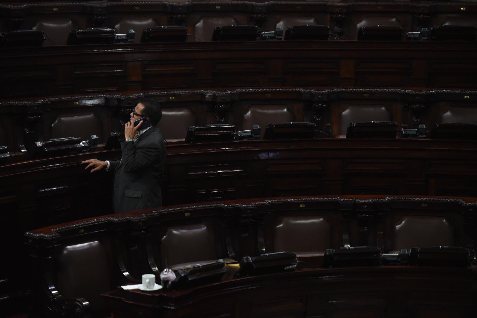 Diputados quieren recuperar la confianza de la población