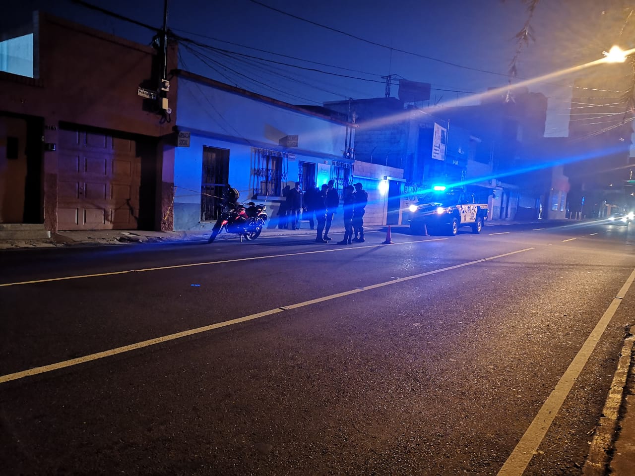 Guardia de seguridad herido por evitar robo de su motocicleta