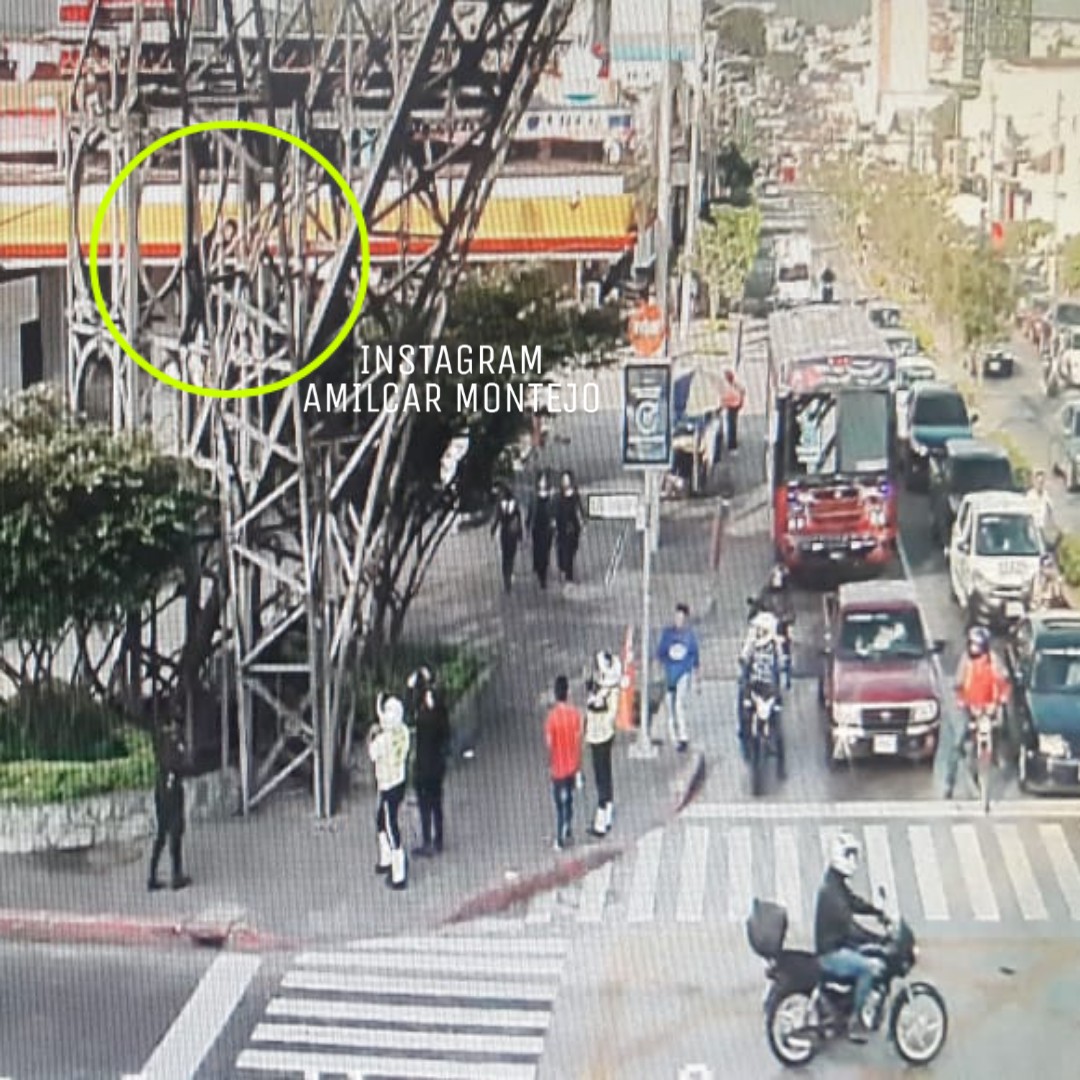 Hombre escaló la Torre del Reformador supuestamente para suicidarse