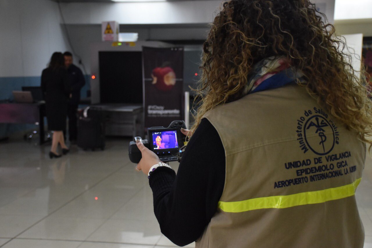 sistema instalado en el aeropuerto La Aurora por virus chino