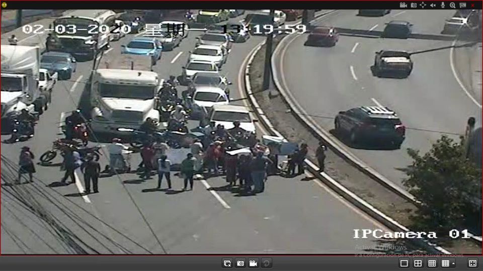 Neto Bran llama tontos a padres y maestros por protesta en ruta Interamericana