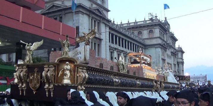 Cuaresma, cortejos procesionales en Ciudad de Guatemala