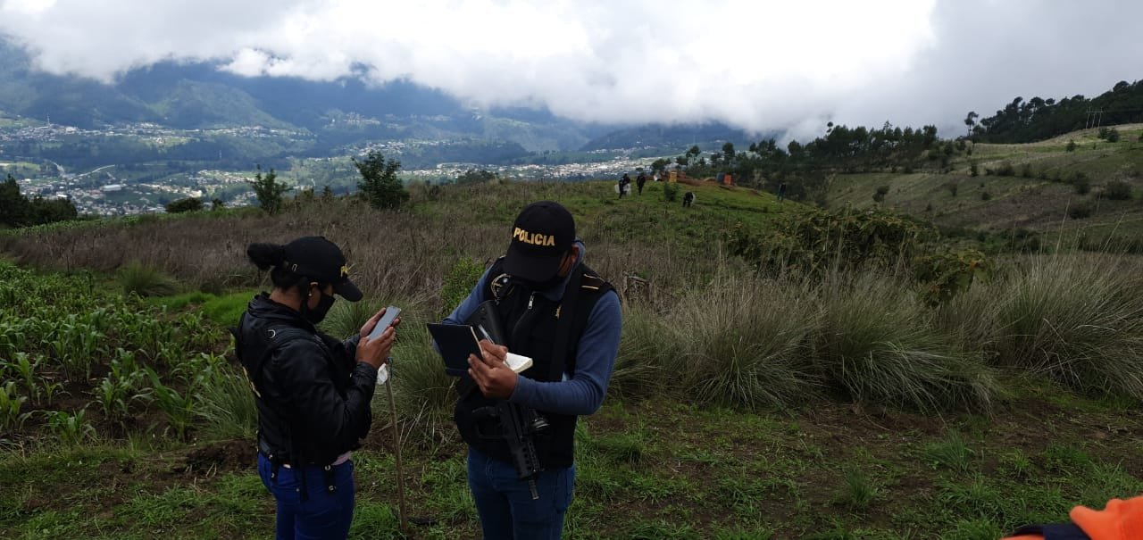 Estado de Sitio: imantan diversa clase de armamento y capturan a tres personas