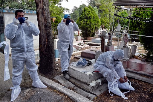 México superó el miércoles los 15,000 muertos por COVID-19