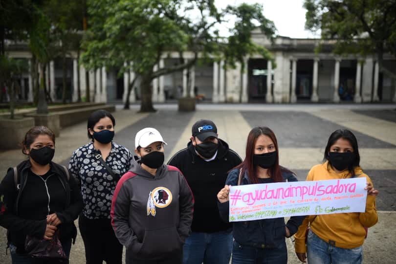 Impulsadoras y colocadoras que se quedaron sin empleo piden apoyo