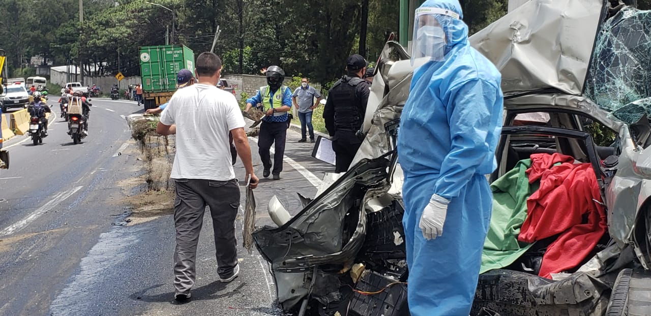 Múltiple colisión en ruta al Pacífico deja al menos un fallecido