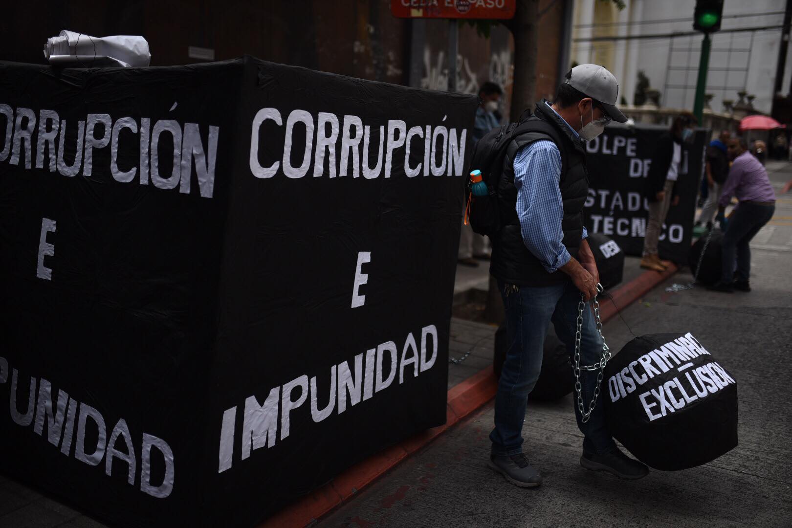 Lucha contra la corrupción e impunidad.