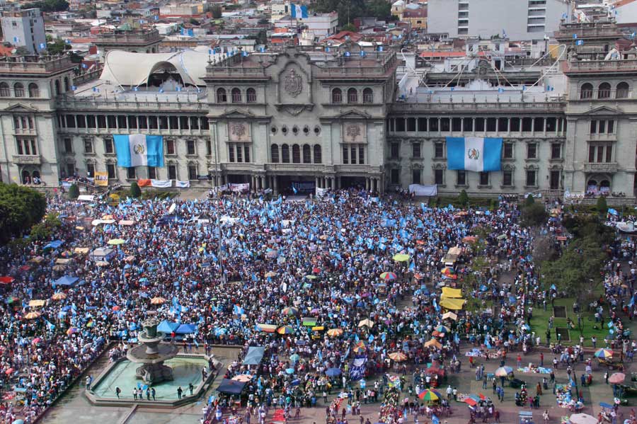 Manifestación en el Parque Central