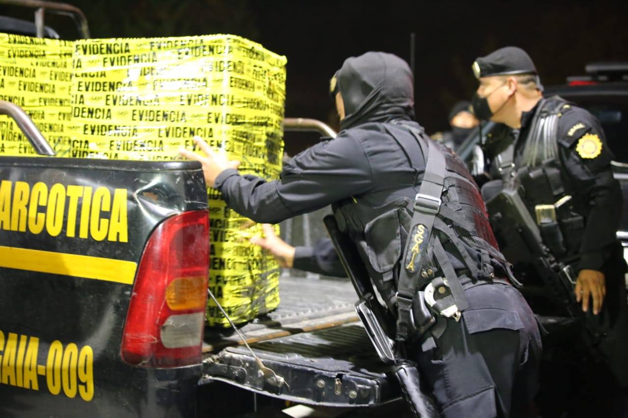 localizan marihuana en picop en ruta Interamericana