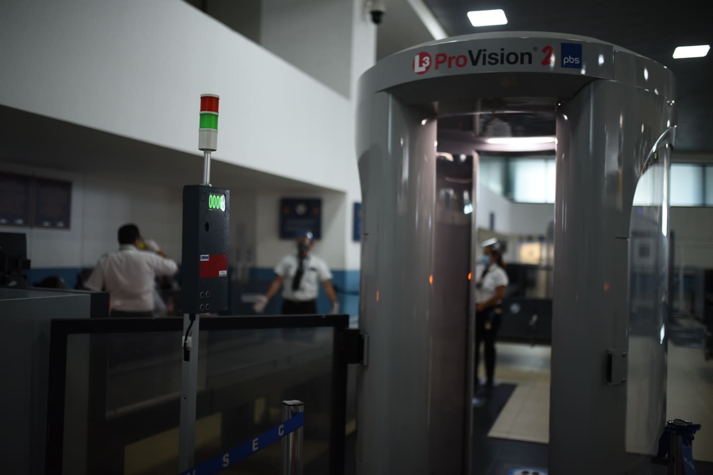 protocolo por Covid-19 en aeropuerto internacional La Aurora