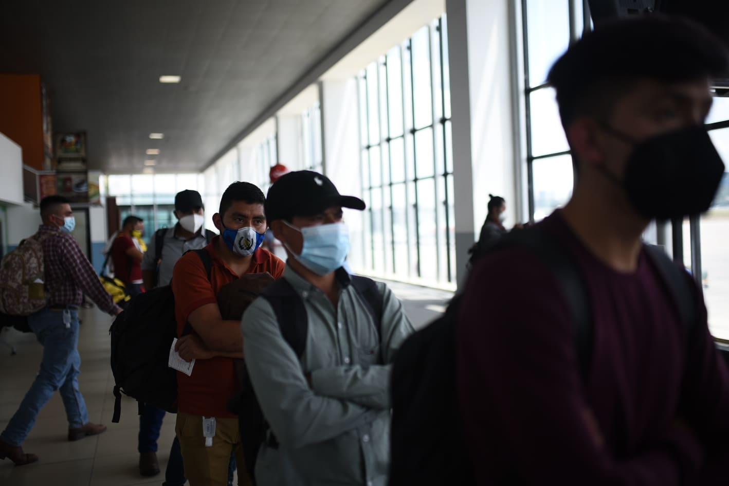 protocolo por Covid-19 en aeropuerto internacional La Aurora