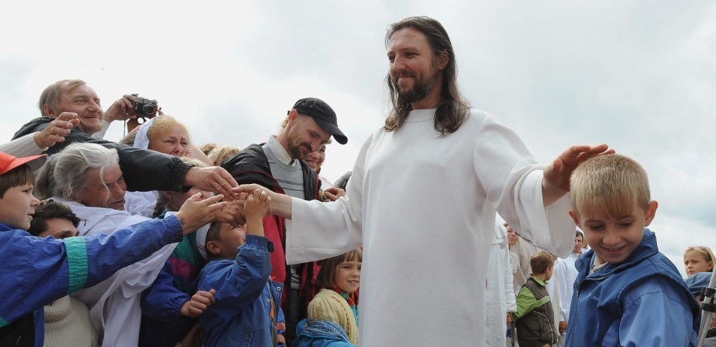 Hombre asegura ser la reencarnación de Jesucristo