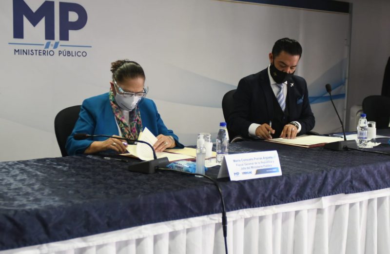 Ministerio Público y Aeronáutica Civil firman convenio