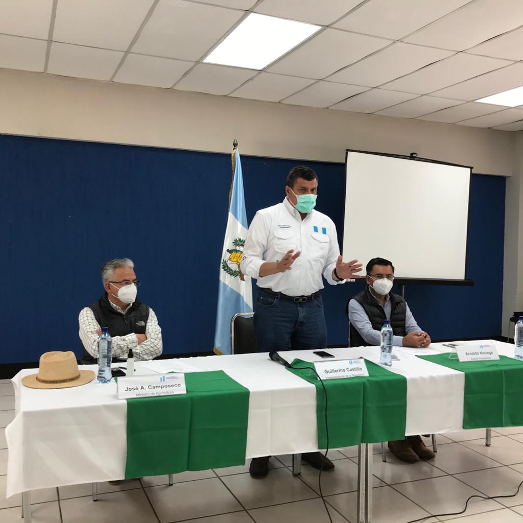 Vicepresidente se reúne con comisiones de Nahualá y Santa Catarina Ixtahuacán