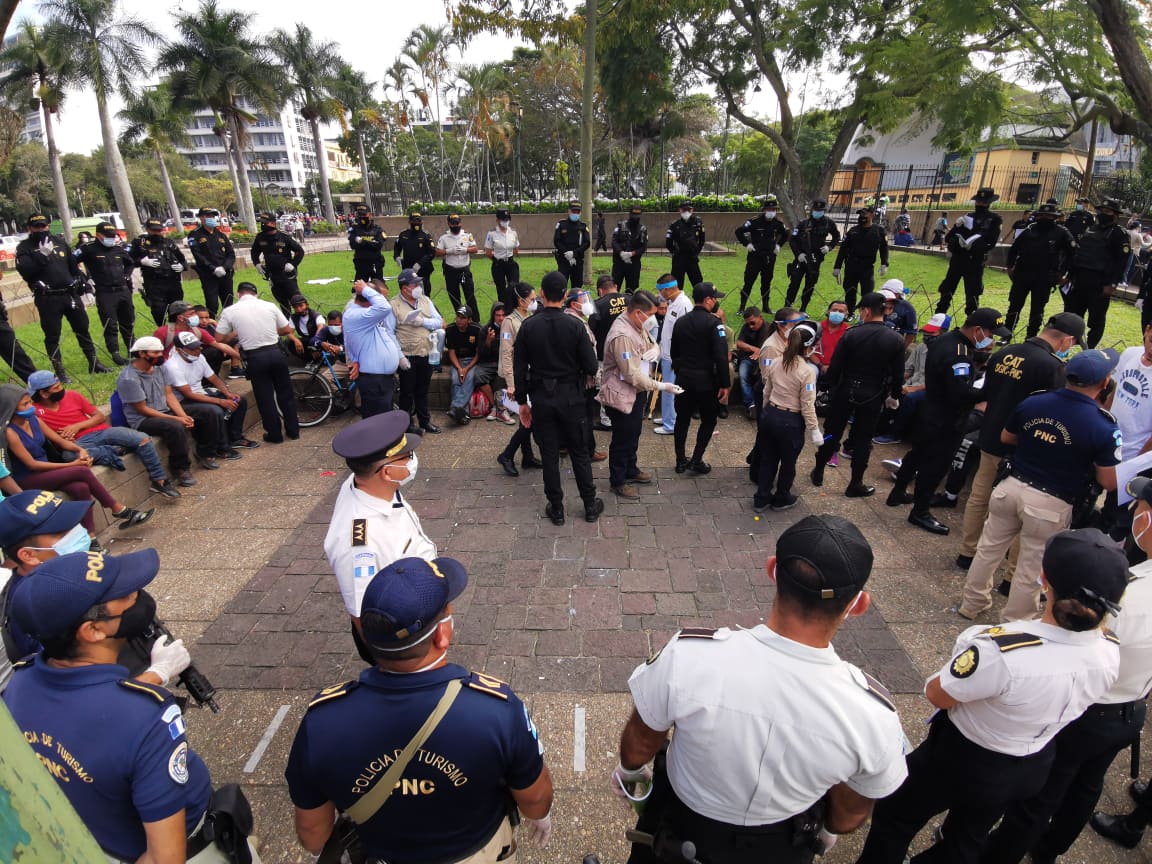 operativos de PNC en Parque Central permiten ubicar a hondureños