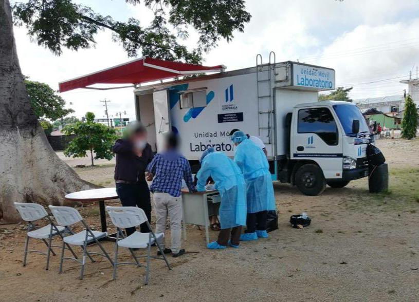 laboratorio móvil para pruebas de Covid-19