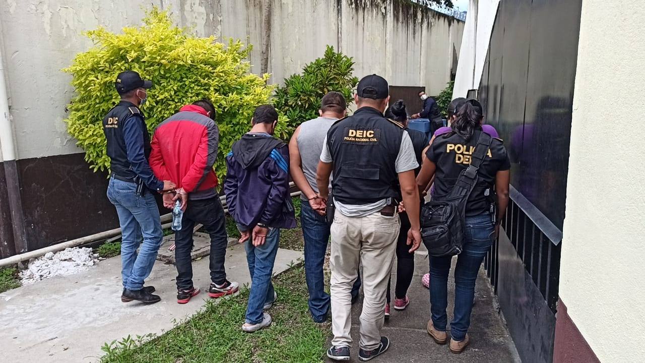 Capturan a banda "Las Estrellas"