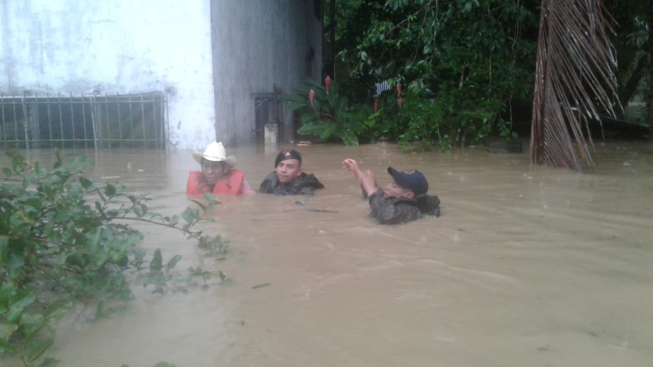 evacuaciones en Izabal por tormenta Eta