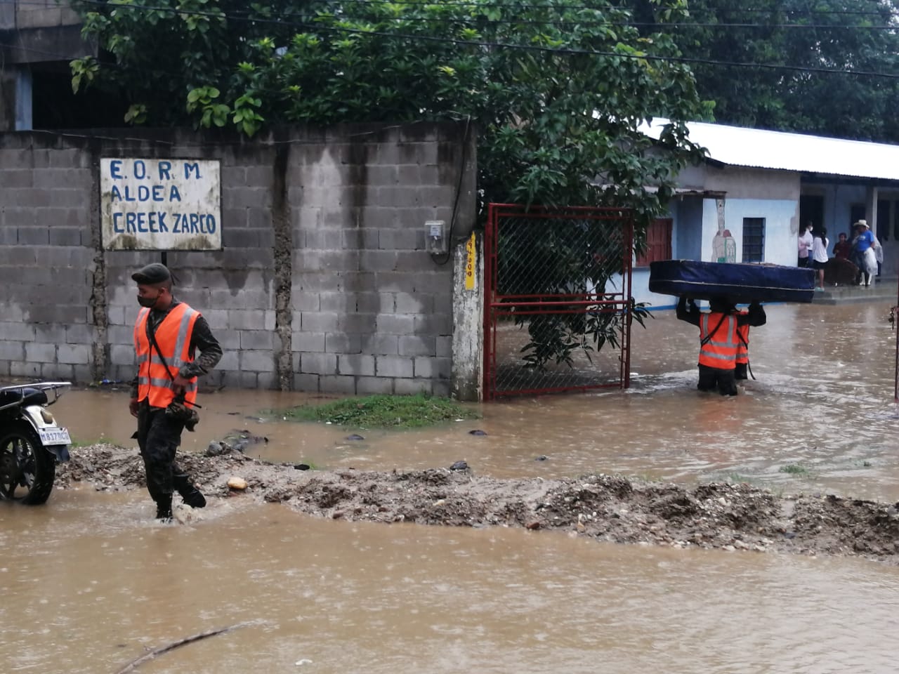 río Motagua se desborda en Izabal