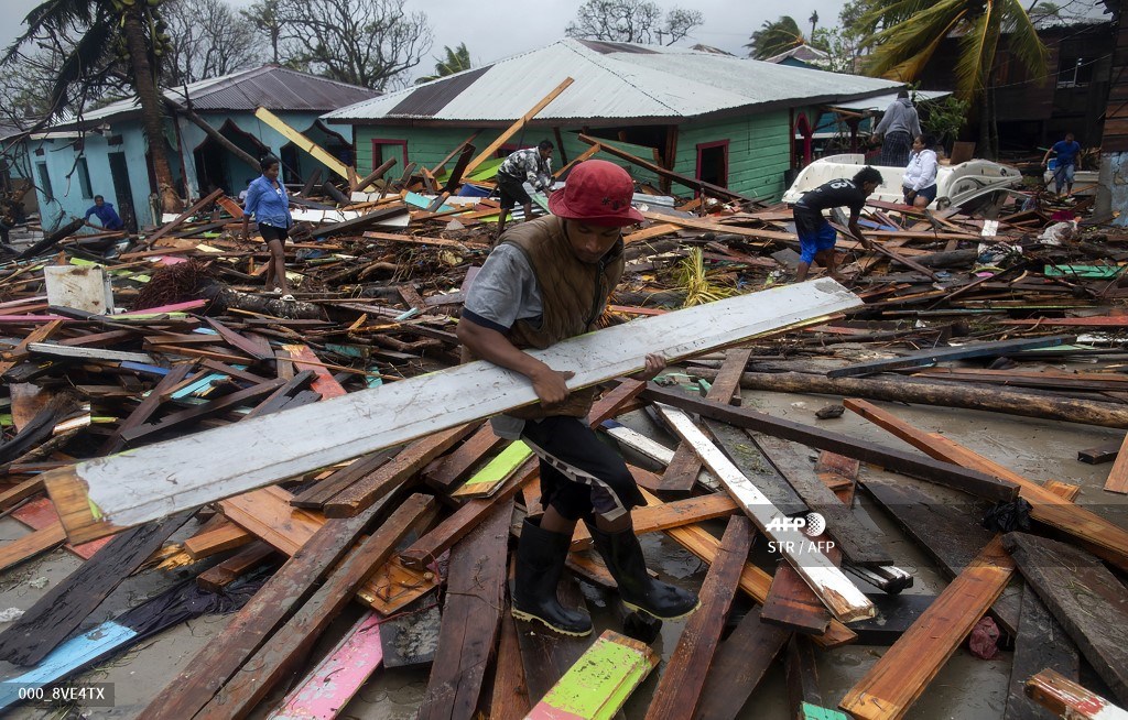 Iota deja destrozos en Nicaragua