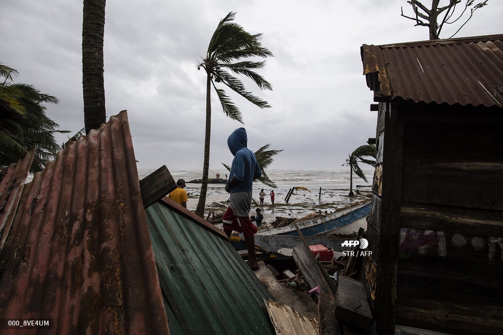 Iota deja destrozos en Nicaragua