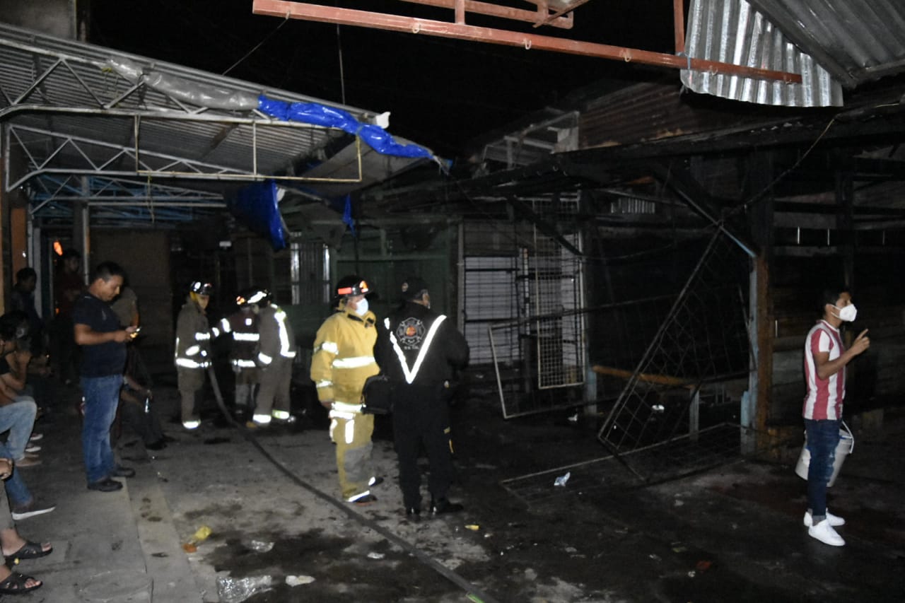 incendio en mercado de Amatitlán