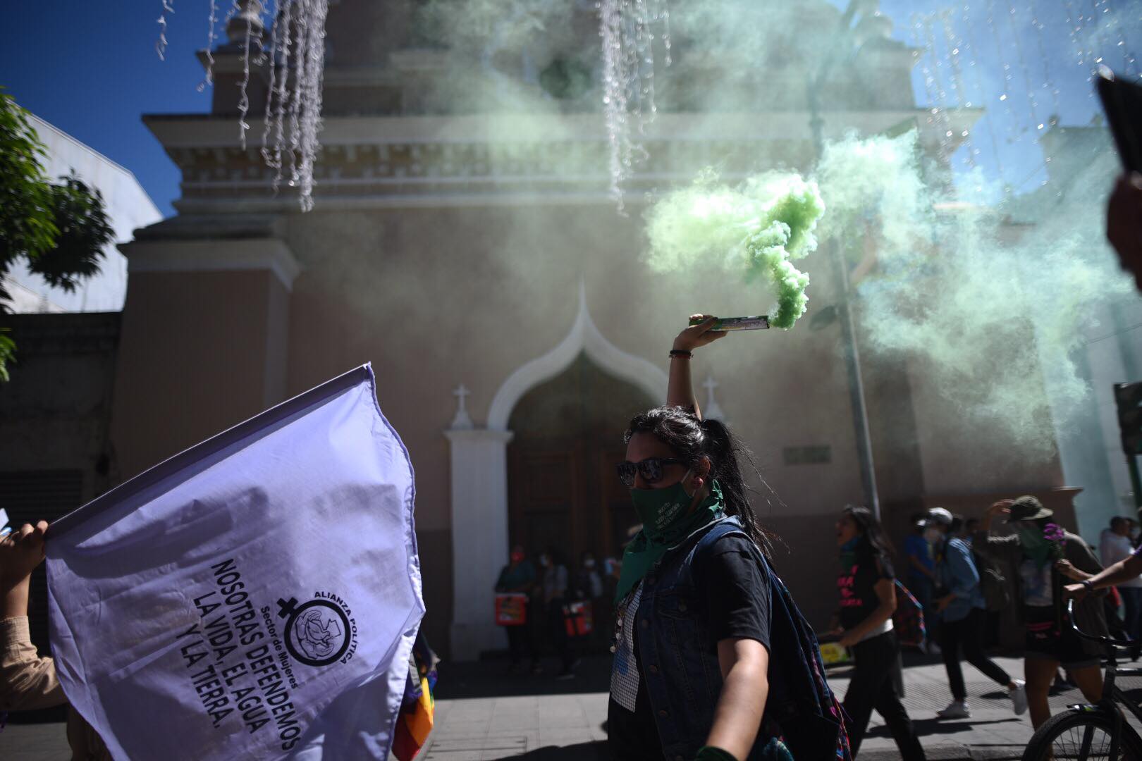 marcha por el Día Internacional de la Eliminación de la Violencia contra la Mujer