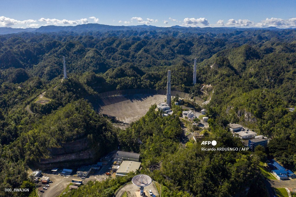 Colapsó el telescopio de Arecibo, en Puerto Rico